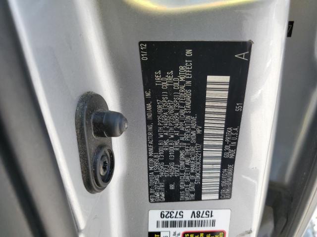 Photo 13 VIN: 5TDKK3DC9CS221137 - TOYOTA SIENNA LE 