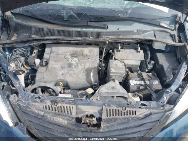 Photo 9 VIN: 5TDKK3DC9CS234566 - TOYOTA SIENNA 