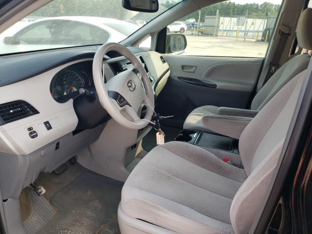 Photo 4 VIN: 5TDKK3DC9CS259144 - TOYOTA SIENNA LE 