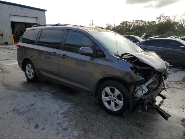 Photo 3 VIN: 5TDKK3DC9CS263176 - TOYOTA SIENNA LE 