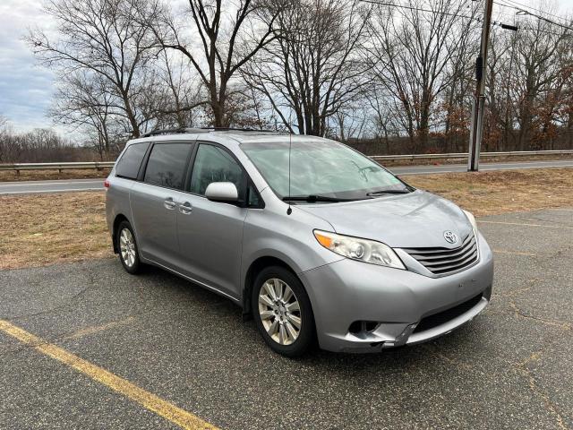 Photo 0 VIN: 5TDKK3DC9DS051758 - TOYOTA SIENNA LE 