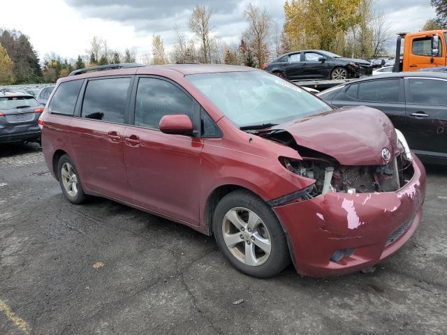 Photo 3 VIN: 5TDKK3DC9DS326729 - TOYOTA SIENNA LE 