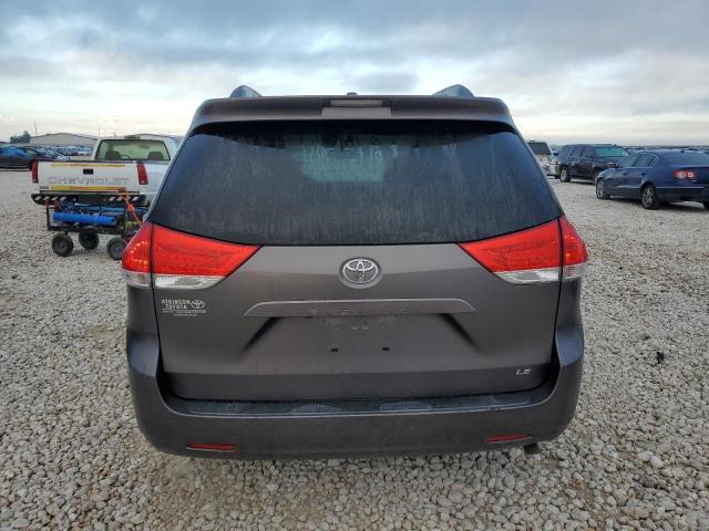 Photo 5 VIN: 5TDKK3DC9DS327735 - TOYOTA SIENNA LE 