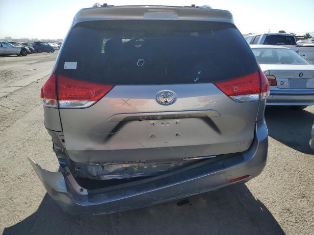 Photo 5 VIN: 5TDKK3DC9DS327847 - TOYOTA SIENNA LE 