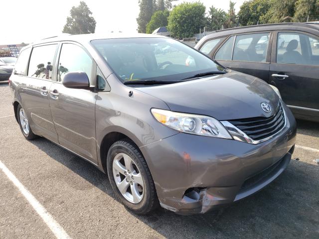 Photo 0 VIN: 5TDKK3DC9DS330957 - TOYOTA SIENNA LE 