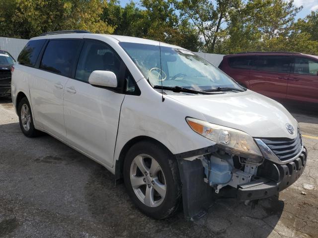 Photo 3 VIN: 5TDKK3DC9DS338203 - TOYOTA SIENNA LE 