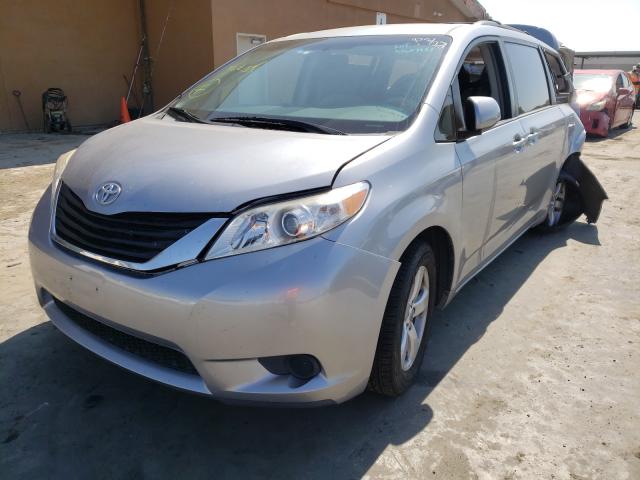 Photo 1 VIN: 5TDKK3DC9DS368334 - TOYOTA SIENNA LE 