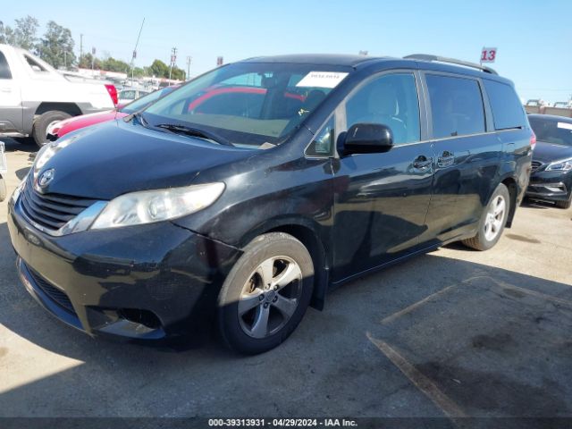 Photo 1 VIN: 5TDKK3DC9DS383643 - TOYOTA SIENNA 