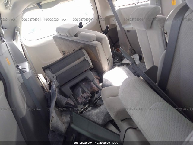 Photo 7 VIN: 5TDKK3DC9DS391774 - TOYOTA SIENNA 