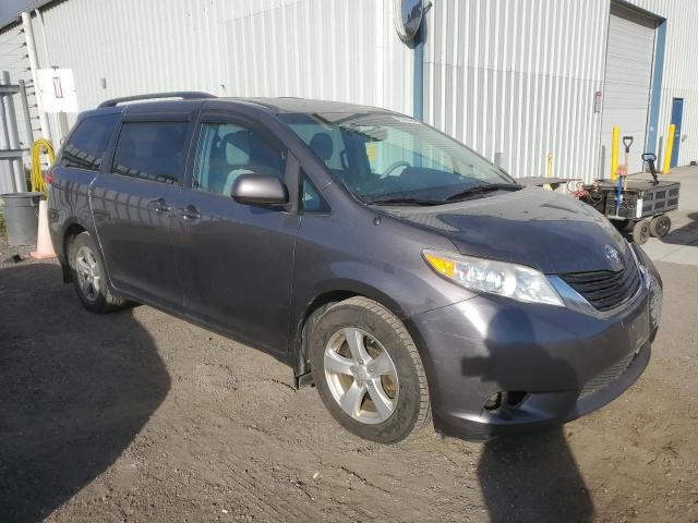 Photo 3 VIN: 5TDKK3DC9ES417761 - TOYOTA SIENNA LE 