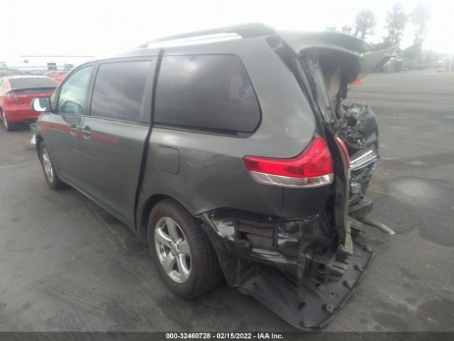 Photo 2 VIN: 5TDKK3DC9ES452915 - TOYOTA SIENNA 