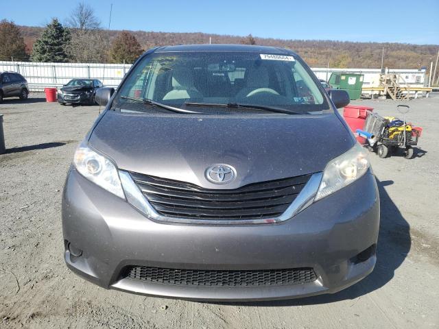 Photo 4 VIN: 5TDKK3DC9ES460187 - TOYOTA SIENNA LE 