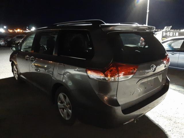 Photo 2 VIN: 5TDKK3DC9ES467611 - TOYOTA SIENNA LE 