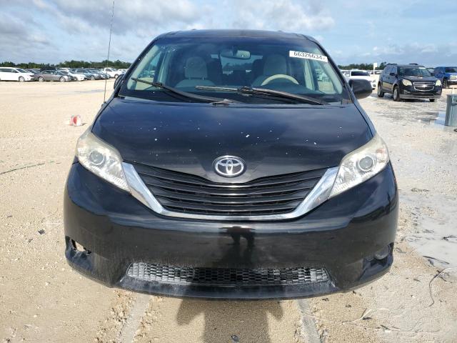 Photo 4 VIN: 5TDKK3DC9ES485512 - TOYOTA SIENNA LE 