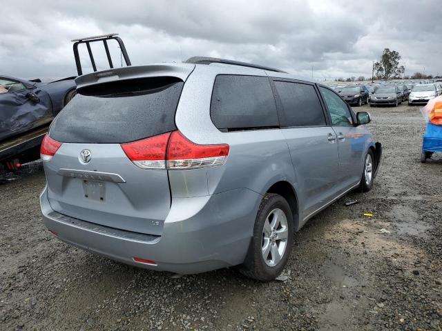 Photo 2 VIN: 5TDKK3DC9ES489351 - TOYOTA SIENNA LE 