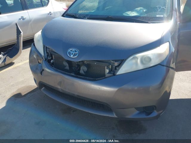 Photo 5 VIN: 5TDKK3DC9ES502373 - TOYOTA SIENNA 