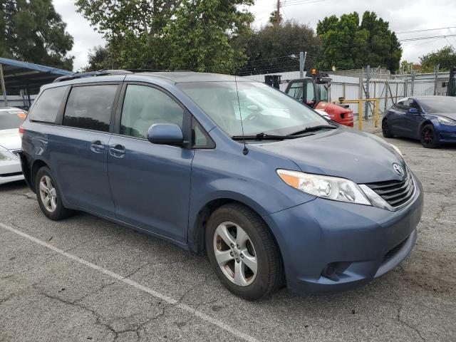 Photo 3 VIN: 5TDKK3DC9ES503328 - TOYOTA SIENNA LE 