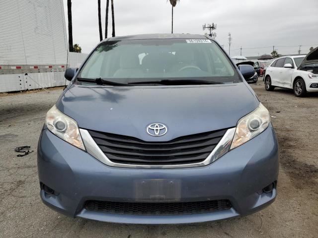 Photo 4 VIN: 5TDKK3DC9ES503328 - TOYOTA SIENNA LE 