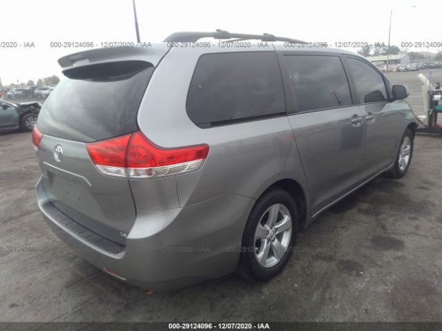 Photo 3 VIN: 5TDKK3DC9ES503801 - TOYOTA SIENNA 