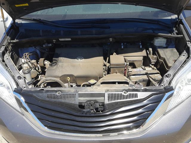 Photo 6 VIN: 5TDKK3DC9ES507444 - TOYOTA SIENNA LE 