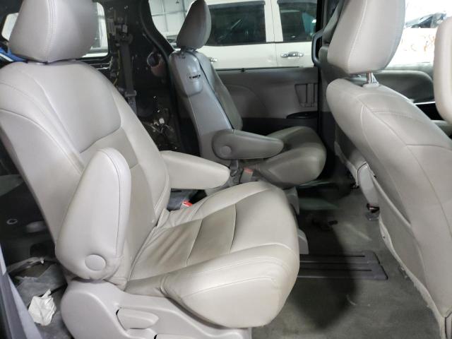 Photo 5 VIN: 5TDKK3DC9FS573493 - TOYOTA SIENNA LE 