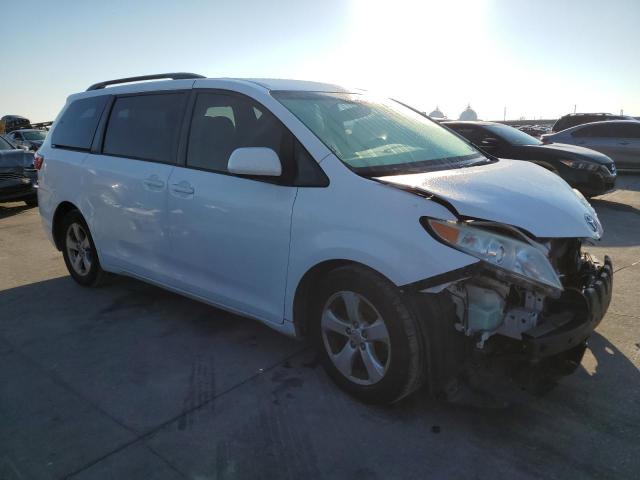 Photo 3 VIN: 5TDKK3DC9FS583294 - TOYOTA SIENNA LE 