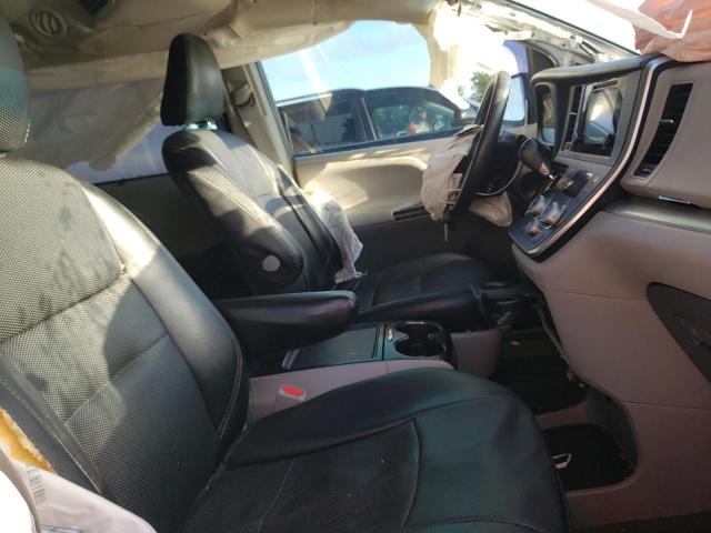 Photo 4 VIN: 5TDKK3DC9FS603544 - TOYOTA SIENNA LE 