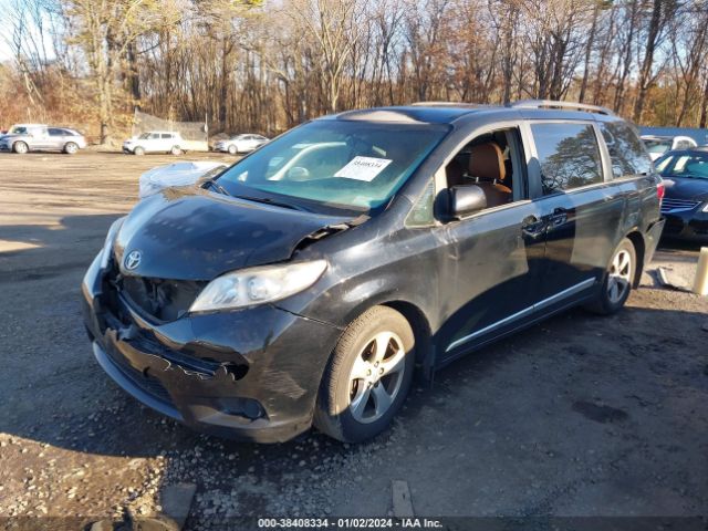 Photo 1 VIN: 5TDKK3DC9FS613054 - TOYOTA SIENNA 