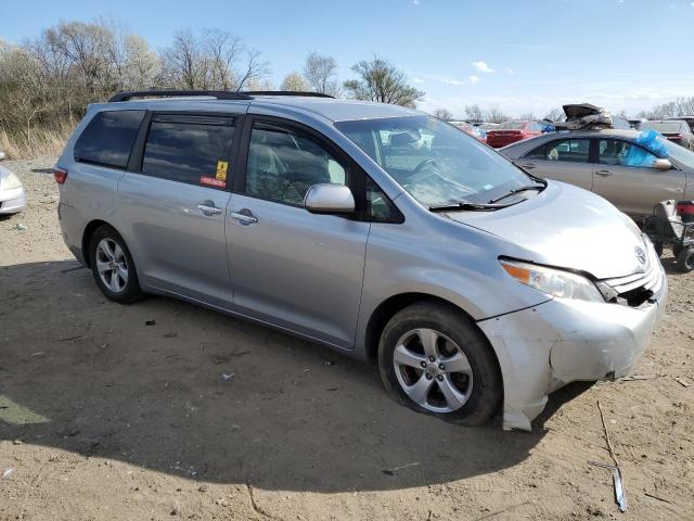 Photo 3 VIN: 5TDKK3DC9FS618366 - TOYOTA SIENNA LE 