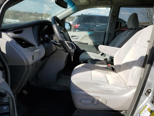 Photo 6 VIN: 5TDKK3DC9FS618366 - TOYOTA SIENNA LE 