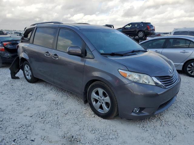 Photo 3 VIN: 5TDKK3DC9FS621512 - TOYOTA SIENNA LE 