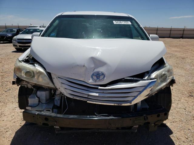 Photo 4 VIN: 5TDKK3DC9FS628895 - TOYOTA SIENNA LE 