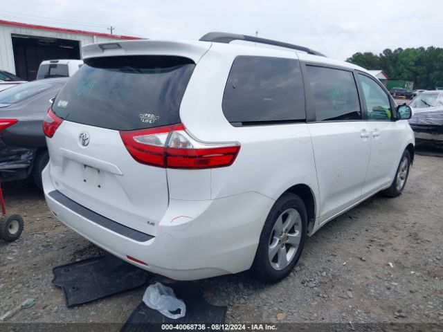 Photo 3 VIN: 5TDKK3DC9FS629688 - TOYOTA SIENNA 