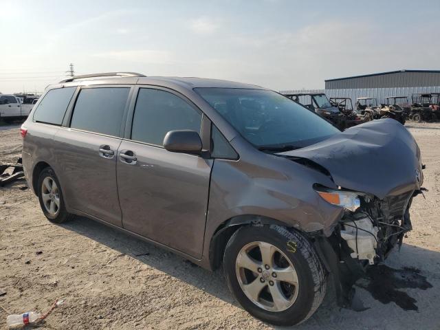 Photo 3 VIN: 5TDKK3DC9FS651383 - TOYOTA SIENNA LE 