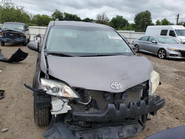 Photo 4 VIN: 5TDKK3DC9FS664098 - TOYOTA SIENNA LE 