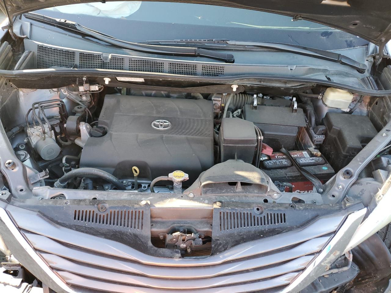 Photo 11 VIN: 5TDKK3DC9FS680138 - TOYOTA SIENNA 