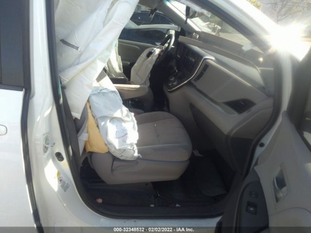 Photo 4 VIN: 5TDKK3DC9FS684271 - TOYOTA SIENNA 