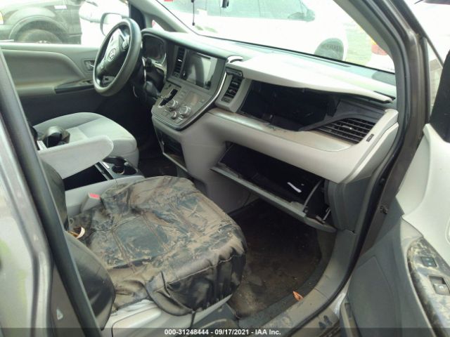 Photo 4 VIN: 5TDKK3DC9FS687526 - TOYOTA SIENNA 