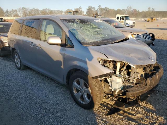 Photo 3 VIN: 5TDKK3DC9GS694817 - TOYOTA SIENNA LE 