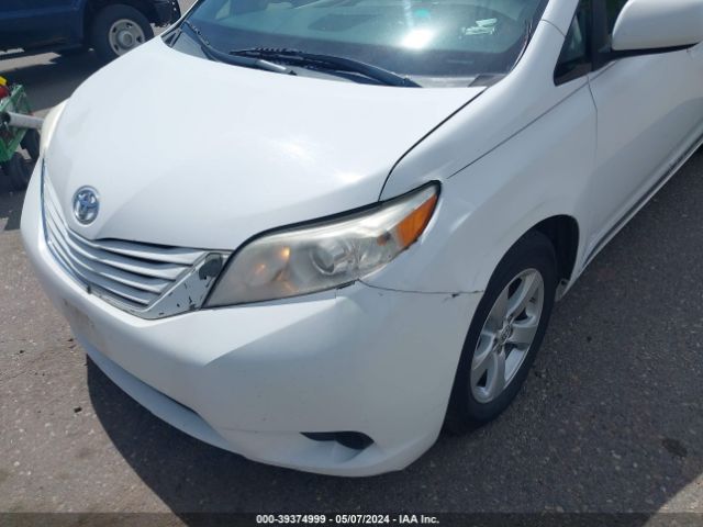 Photo 5 VIN: 5TDKK3DC9GS697023 - TOYOTA SIENNA 