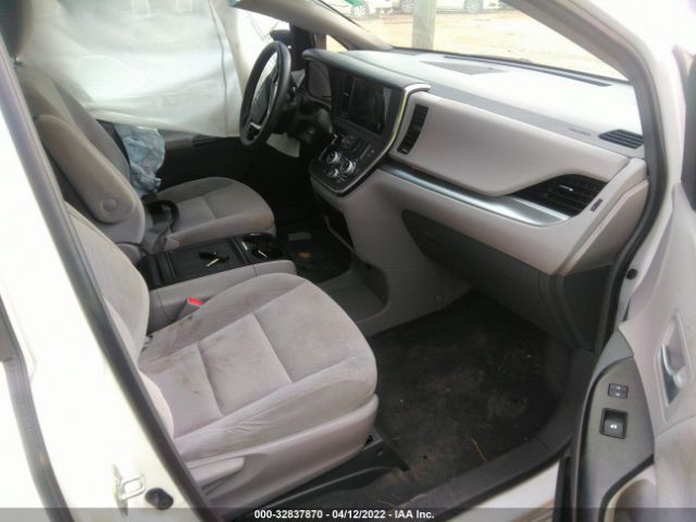 Photo 4 VIN: 5TDKK3DC9GS699158 - TOYOTA SIENNA 