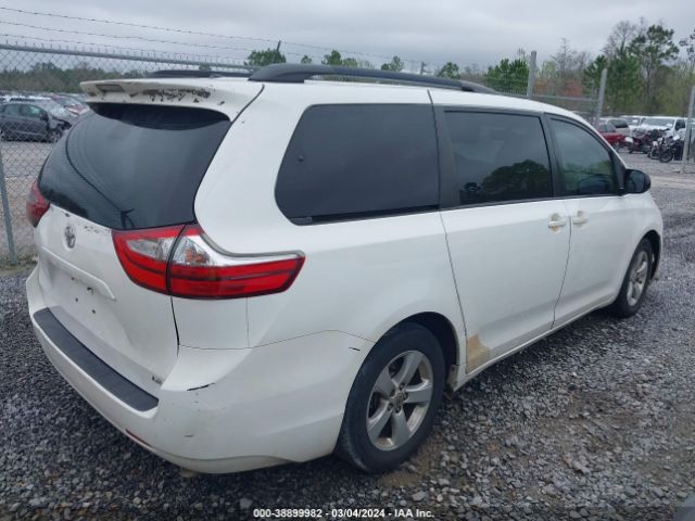 Photo 3 VIN: 5TDKK3DC9GS699659 - TOYOTA SIENNA 