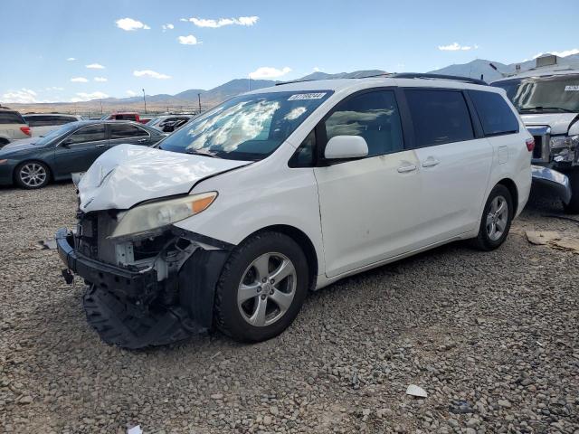 Photo 0 VIN: 5TDKK3DC9GS703709 - TOYOTA SIENNA LE 