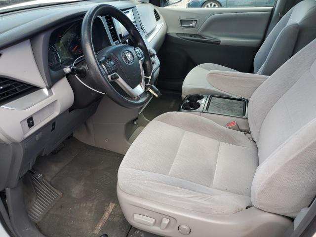 Photo 6 VIN: 5TDKK3DC9GS703709 - TOYOTA SIENNA LE 