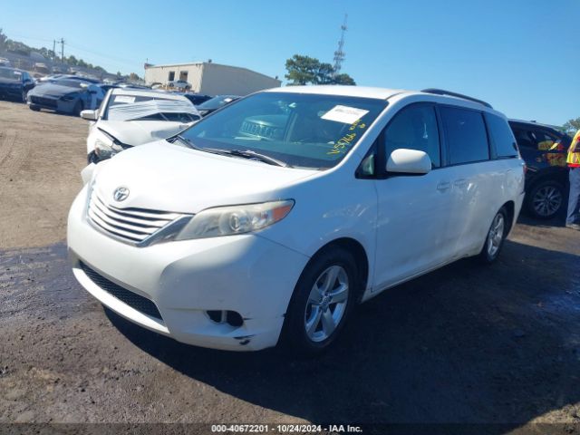 Photo 1 VIN: 5TDKK3DC9GS705766 - TOYOTA SIENNA 