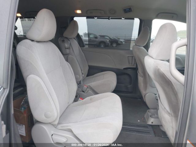 Photo 7 VIN: 5TDKK3DC9GS708442 - TOYOTA SIENNA 