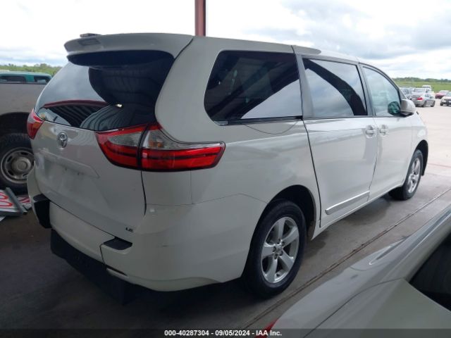 Photo 3 VIN: 5TDKK3DC9GS710790 - TOYOTA SIENNA 