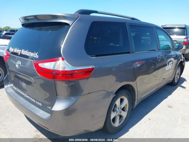 Photo 3 VIN: 5TDKK3DC9GS717674 - TOYOTA SIENNA 