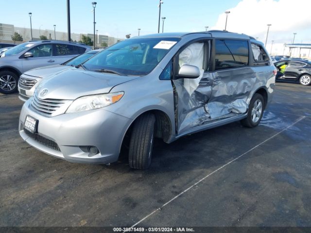 Photo 1 VIN: 5TDKK3DC9GS729503 - TOYOTA SIENNA 