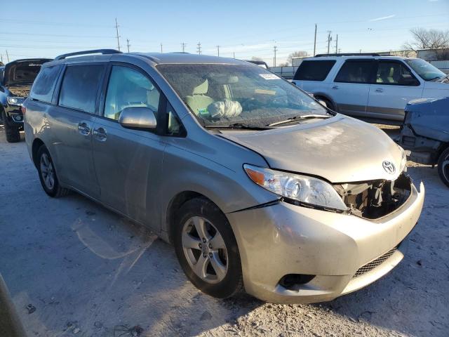 Photo 3 VIN: 5TDKK3DC9GS736967 - TOYOTA SIENNA LE 